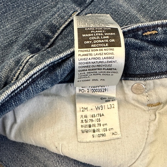 Signature by Levi Strauss Women's Straight Leg Denim Jeans - Picture 3 of 3